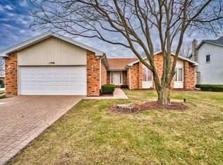 1206 E Milida Ct, Arlington Heights, IL 60004