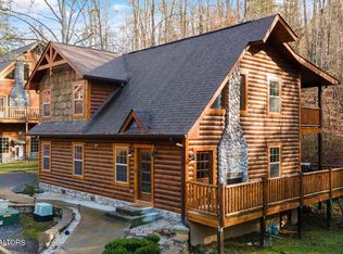 2374 Alpine Village Way, Pigeon Forge, TN 37863