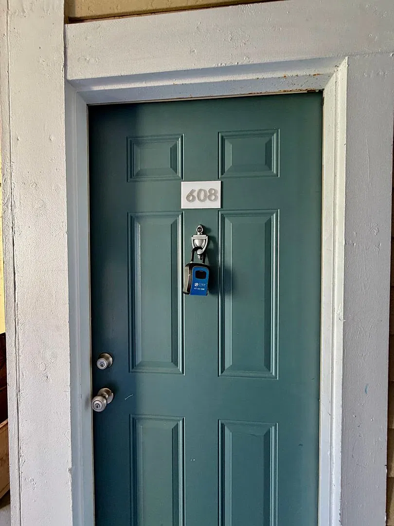 10110 Winsford Oak Blvd — Photo 3
