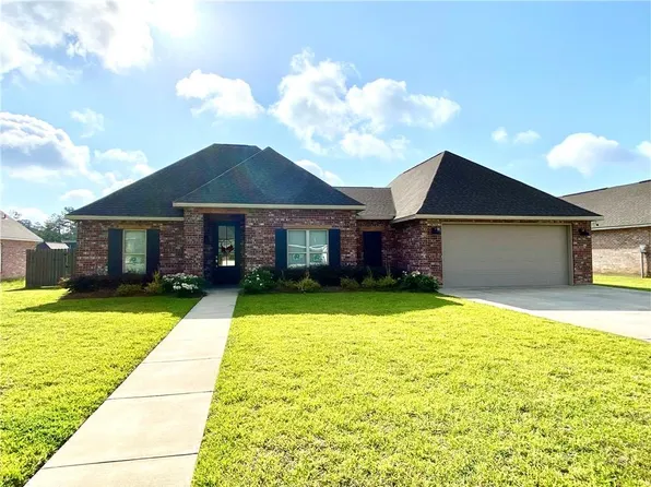 4482 Hathern Dr, Pineville, LA 71360