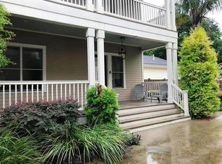 2830 Constance St APT B, New Orleans, LA 70115