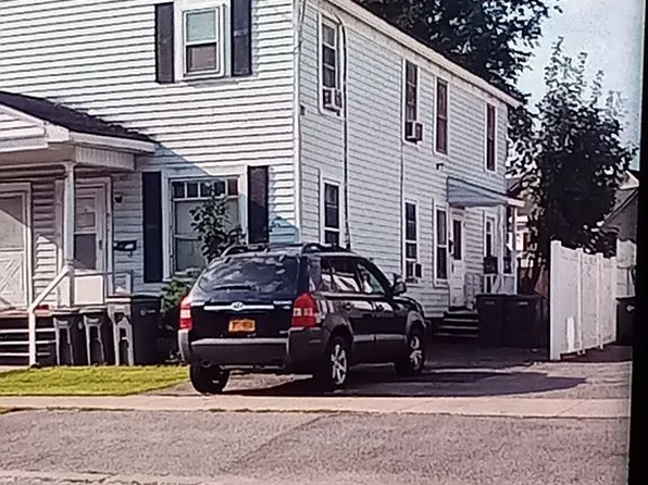 216 E Thomas St, Rome, NY 13440