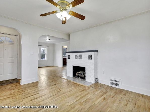 336 S Waverly Rd, Lansing, MI 48917