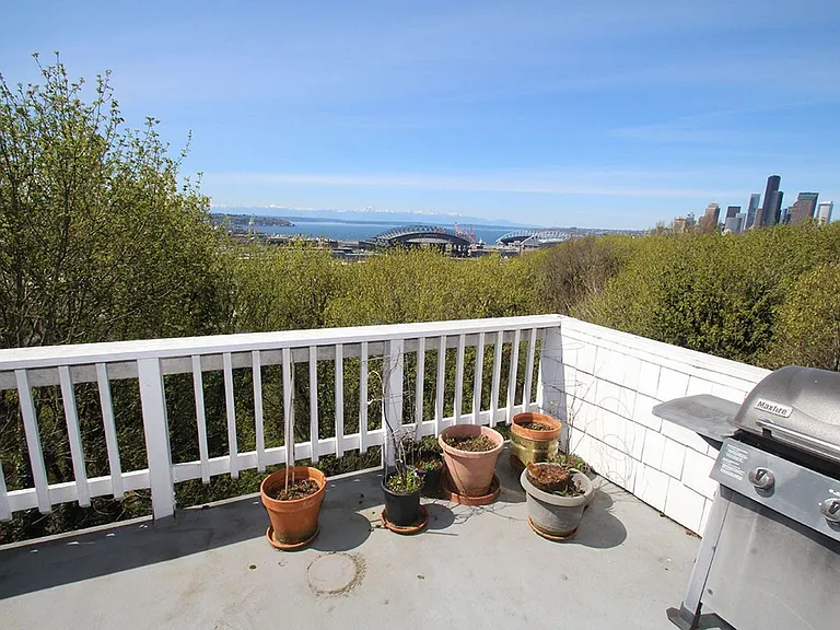 1745 12th Ave S #4 — Photo 16