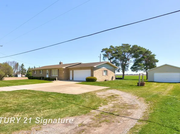 6258 N Center Rd, Saginaw, MI 48604