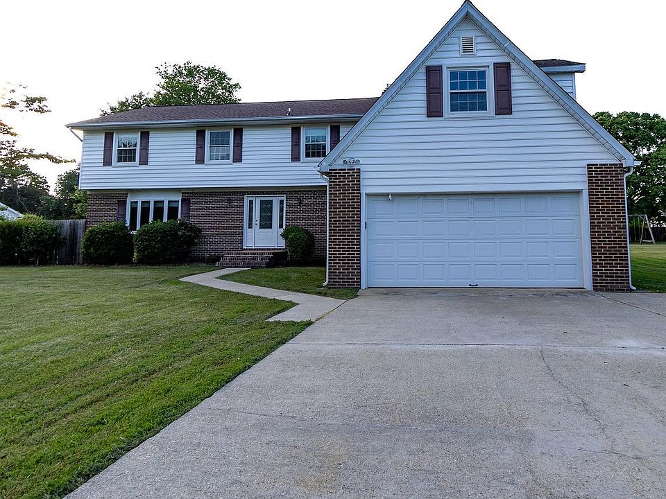 1st image of 45230 Flintlock Ct