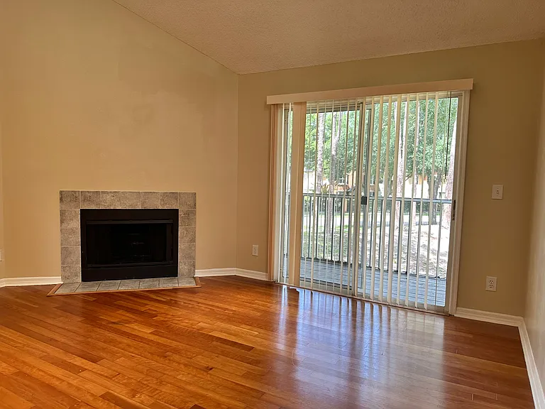 6052 Westgate Dr #203 — Photo 3