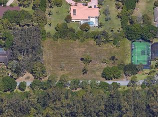 8727 Thousand Pines Dr, West Palm Beach, FL 33411