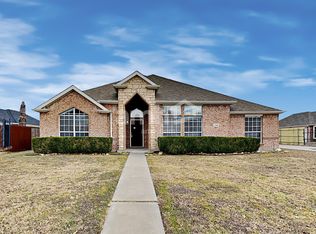 2910 Saint Jude Dr, Mansfield, TX 76063