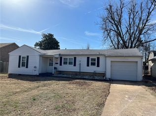 617 W Wisconsin Ave, Chickasha, OK 73018