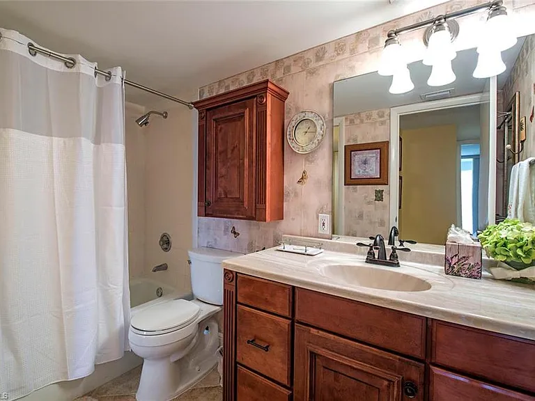 3 Bluebill Ave #704 — Photo 9