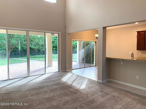 4th image of 3900 Hillstead Ln