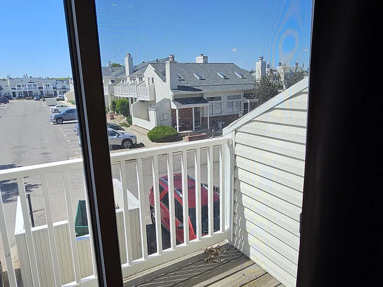 17111 E Ford Dr — Photo 24