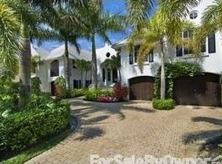 1750 4th St S, Naples, FL 34102