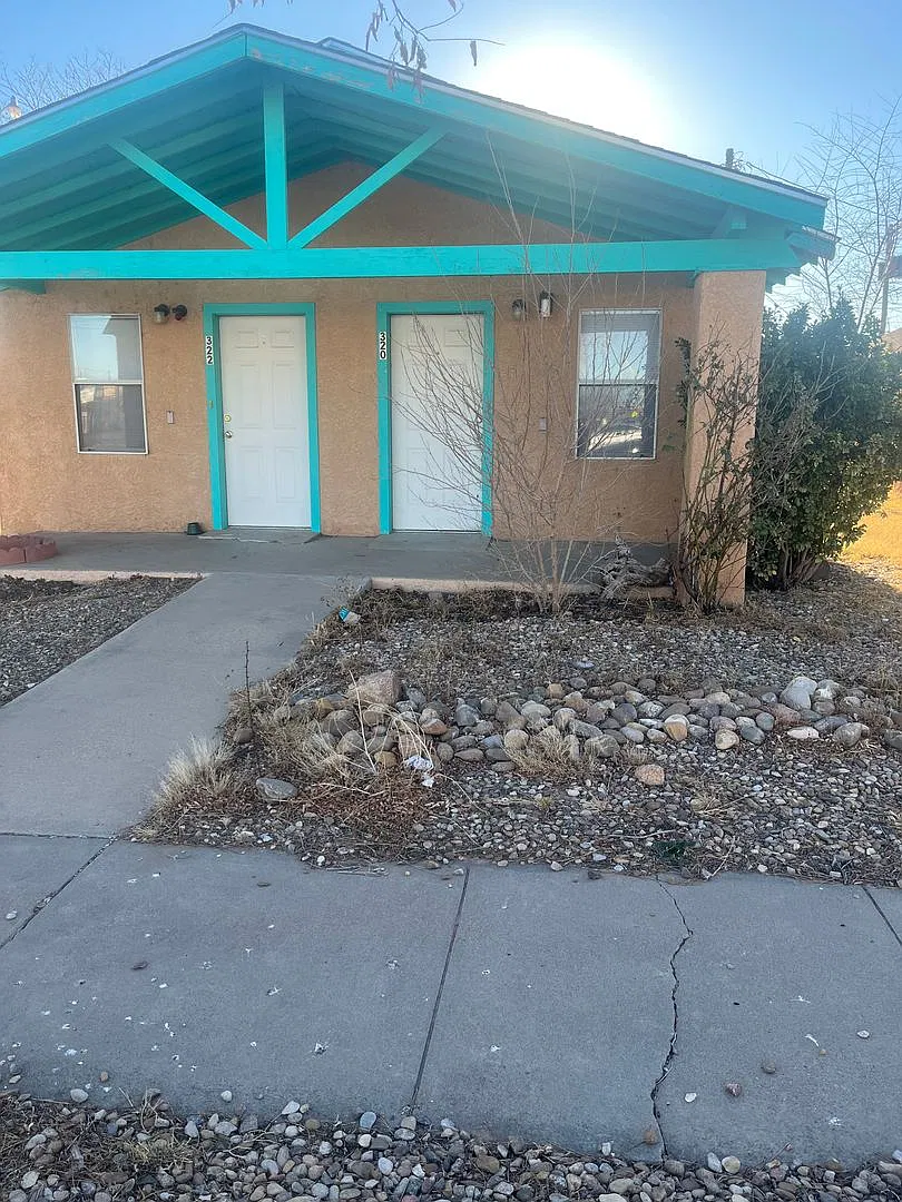 ra0304 — Photo 1