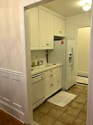 Rented by CitySites Real Estate Group | media 23