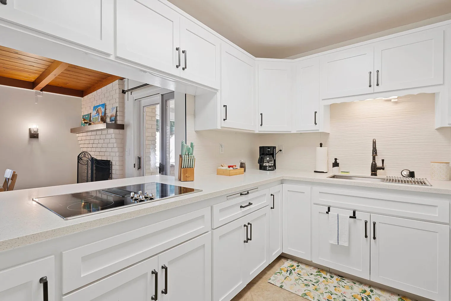 4 bed, 2.0 bath, 1700 sqft, $10,753 — Photo 3