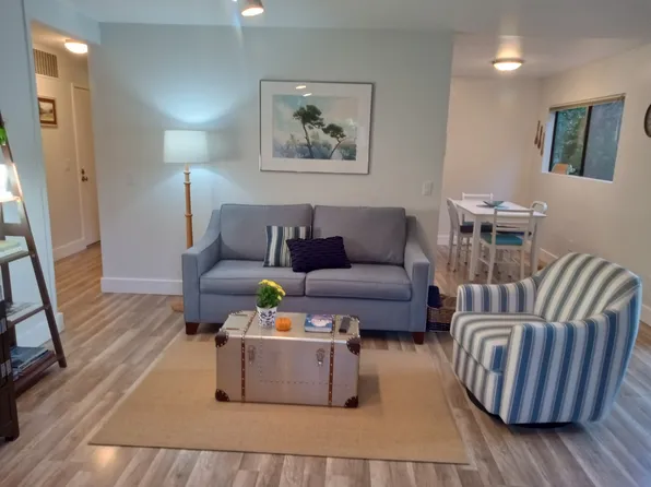 9500 Center St #23, Carmel Valley, CA 93924