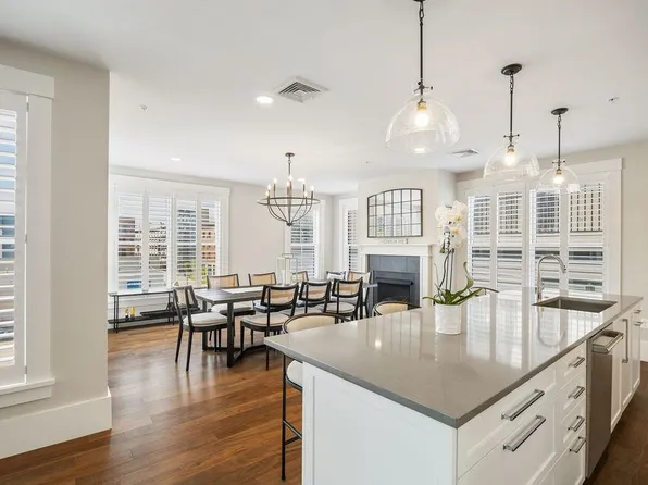 50 Maplewood Avenue #301, Portsmouth, NH 03801