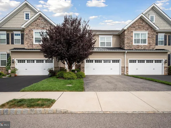 23 Penn Manor Ct #23, Fort Washington, PA 19034
