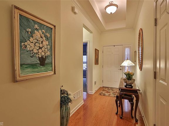 4th image of 2623 Centennial Dr