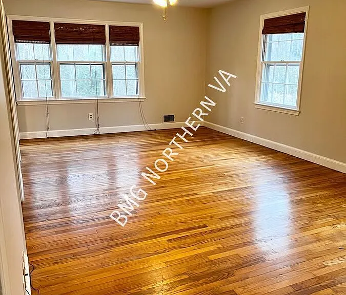 832 Leigh Mill Rd — Photo 6
