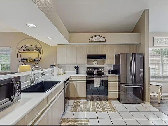 4th image of 351 S Wildwood Drive #6 BLDG 10