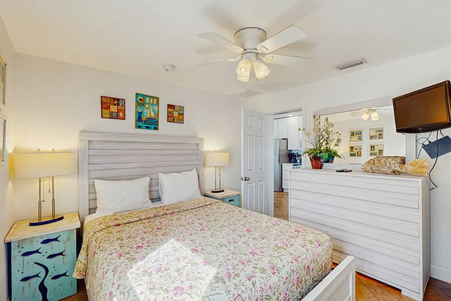 2 bed, 2.0 bath, 796 sqft, $10,081 — Photo 3