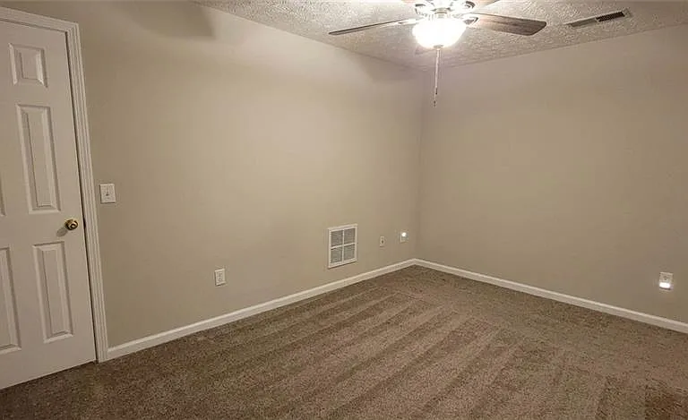 252 Tara Commons Dr — Photo 5