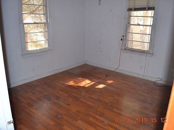 5th image of 1404 S Lea Ave