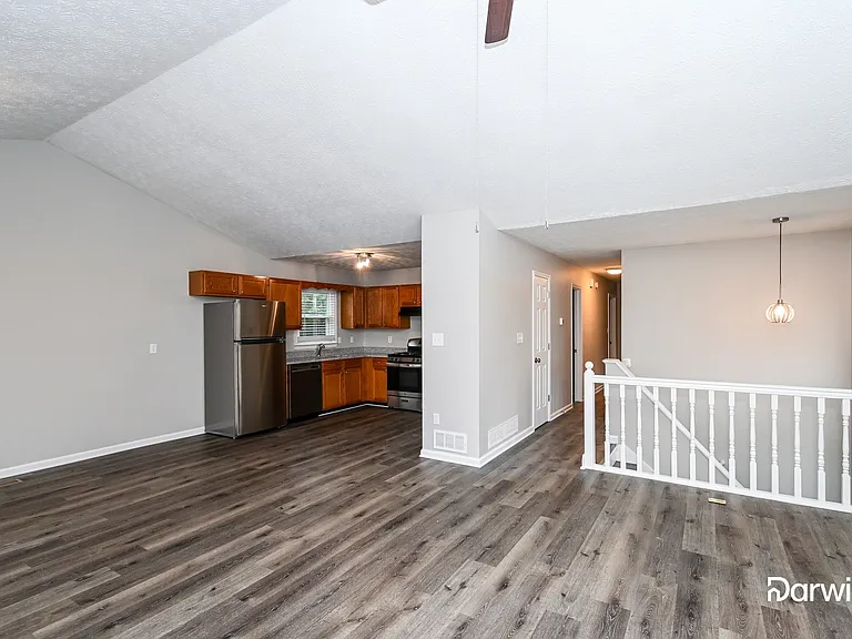 40 Silverthorne Dr — Photo 5