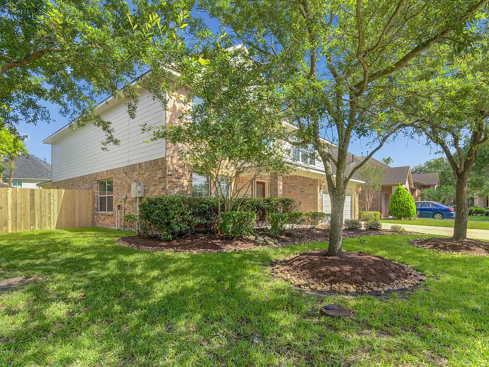 1st image of 863 Westshore Ct