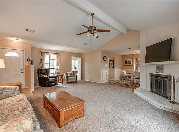 5th image of 3615 Parkmont St