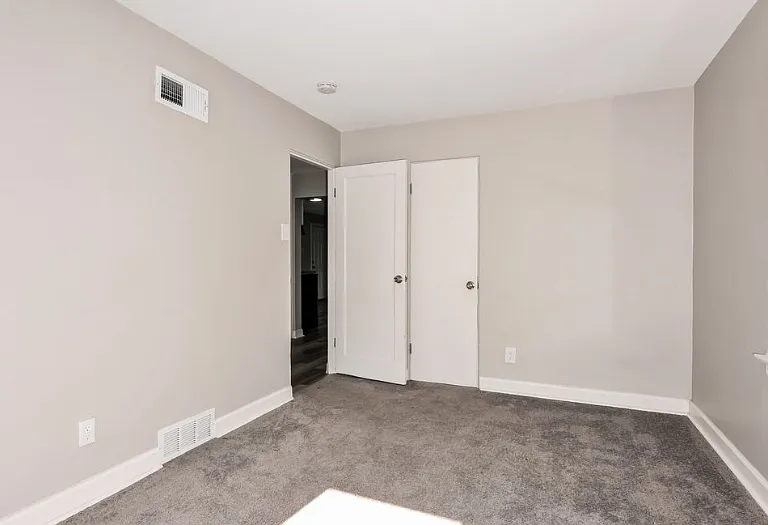 9822 Vickie Pl — Photo 10