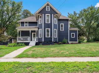 105 4th Ave SW, Faribault, MN 55021