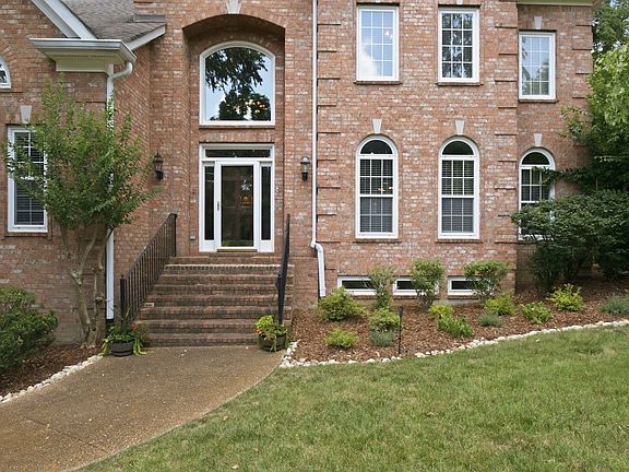 5th image of 1667 Kirkwood Pl