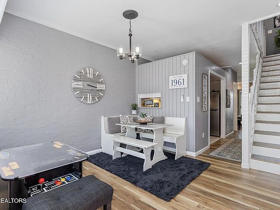 5th image of 2806 Suncrest Rd APT 6