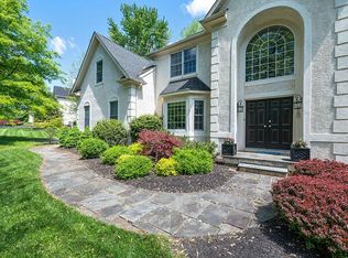 860 Wooded Pond Rd, Ambler, PA 19002