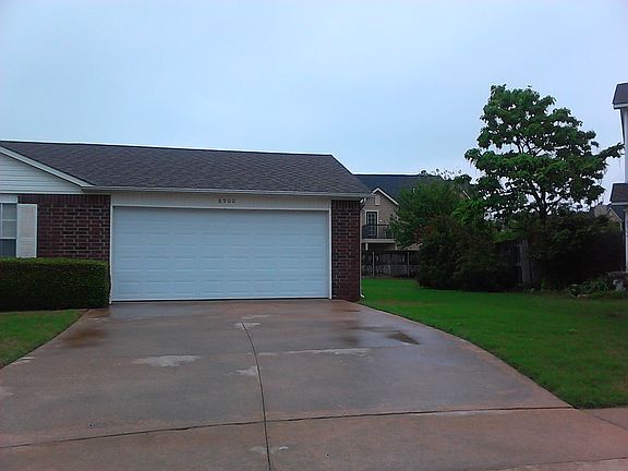 RIGHT SIDE FRONT HOUSE