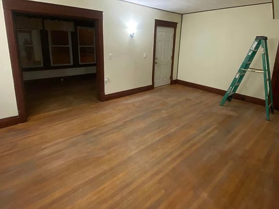 2nd image of 362 Northland Ave #1