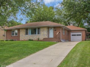 812 15th St, West Des Moines, IA 50265