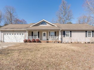 9333 Sugar Pine Dr, Soddy Daisy, TN 37379
