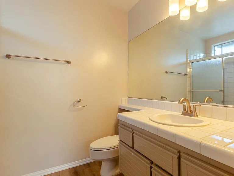 332 Sierra St #4 — Photo 11