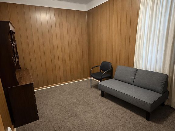 3rd image of 2716 Leech Ave
