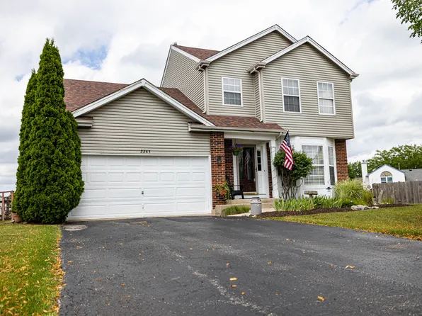 2283 N Orchard Ln, Round Lake Beach, IL 60073