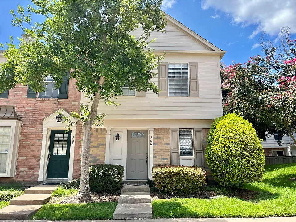 2808 Grants Lake Blvd #506