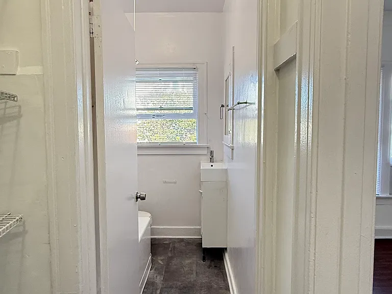 10257 Santa Monica Blvd #13 — Photo 24
