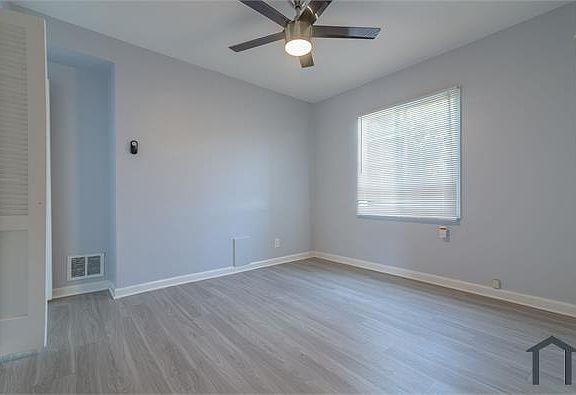 5th image of 4044 West Blvd APT A