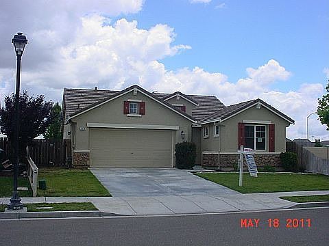 2nd image of 1616 Tumbleweed Way