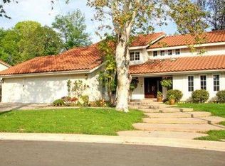 10910 Delco Ave, Chatsworth, CA 91311